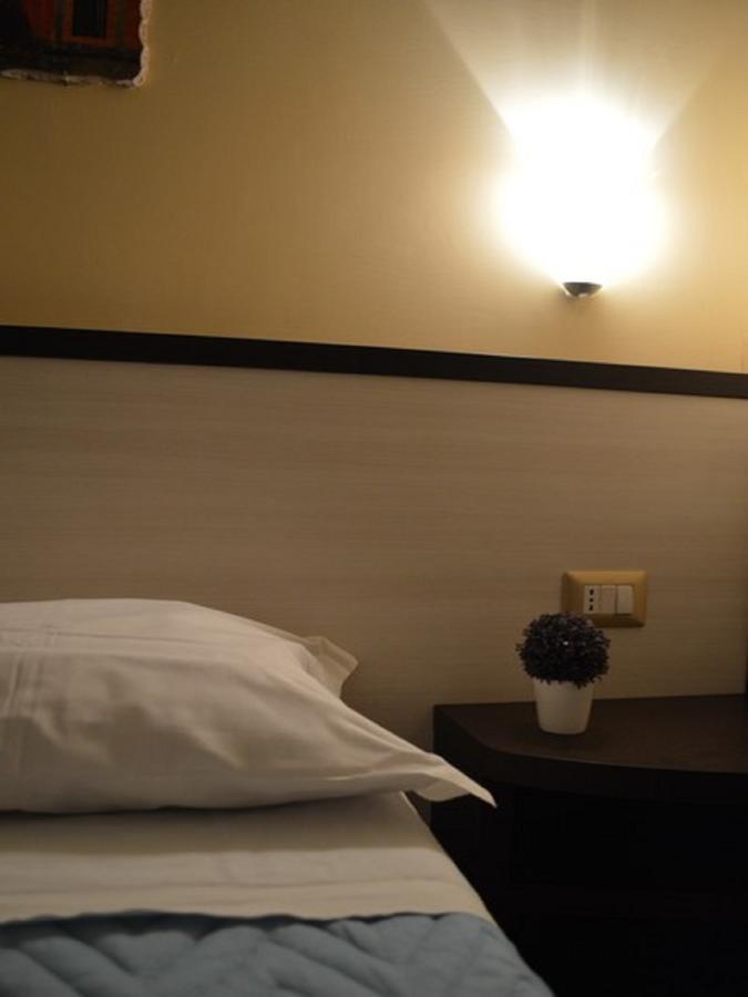 Eterna 2* Roma